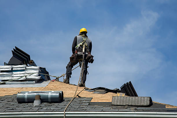 Professional Roof Replacement technician working in Glen Flora, TX